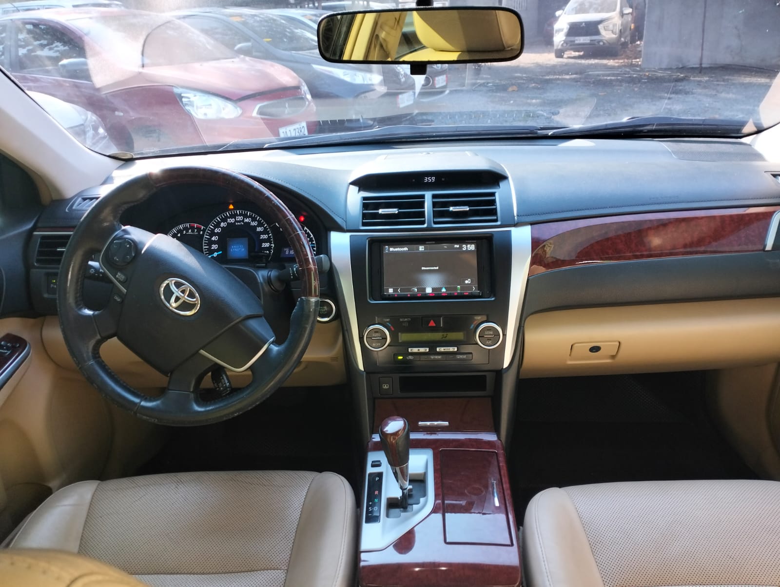 2014 Toyota Camry V AT Sedan for sale in Parañaque (AAI9604) – photo 14