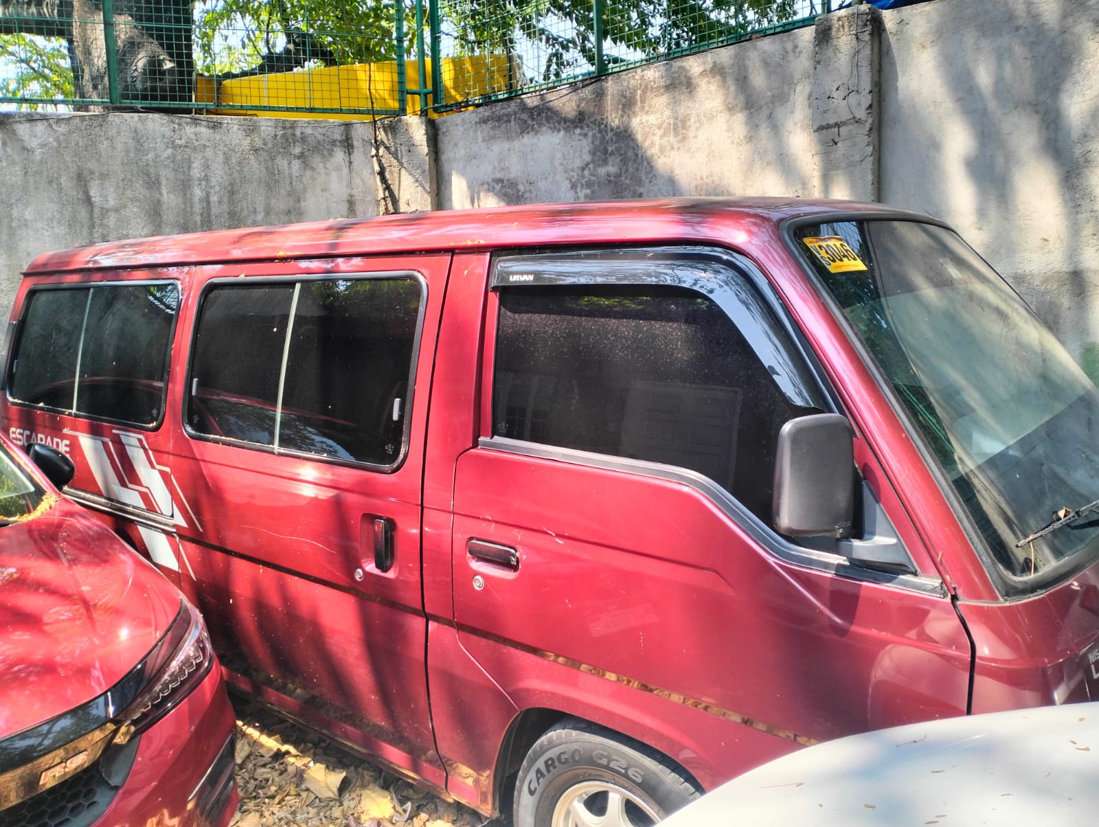 2015 Nissan Urvan Shuttle MT Van for sale in Parañaque (ABD6647)