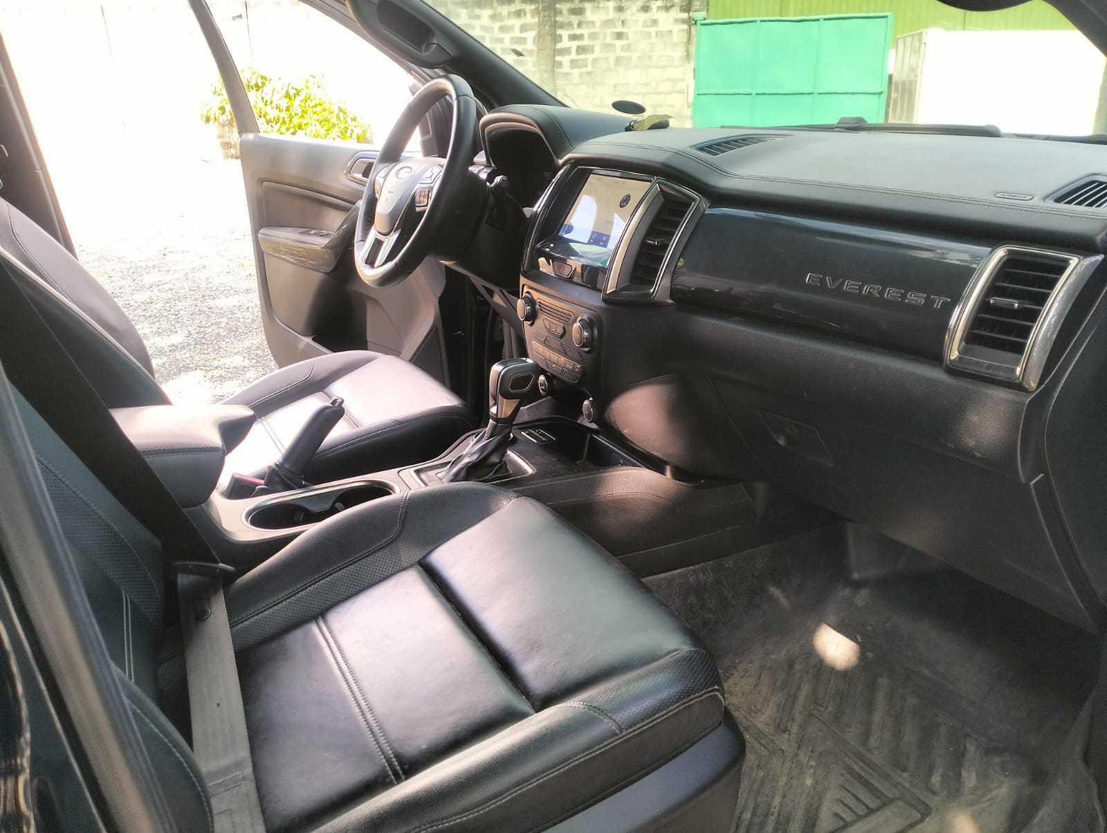 2022 Ford Everest Titanium AT SUV for sale in Parañaque (CAX9320) – photo 24