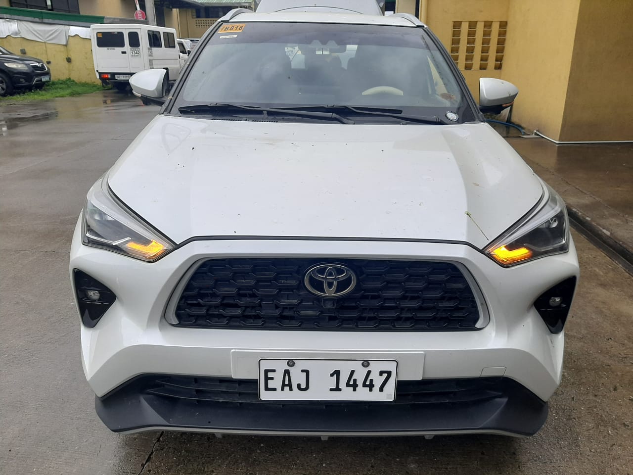 2024 Toyota Yaris Cross 1.5 V CVT SUV for sale in Parañaque (EAJ1447)