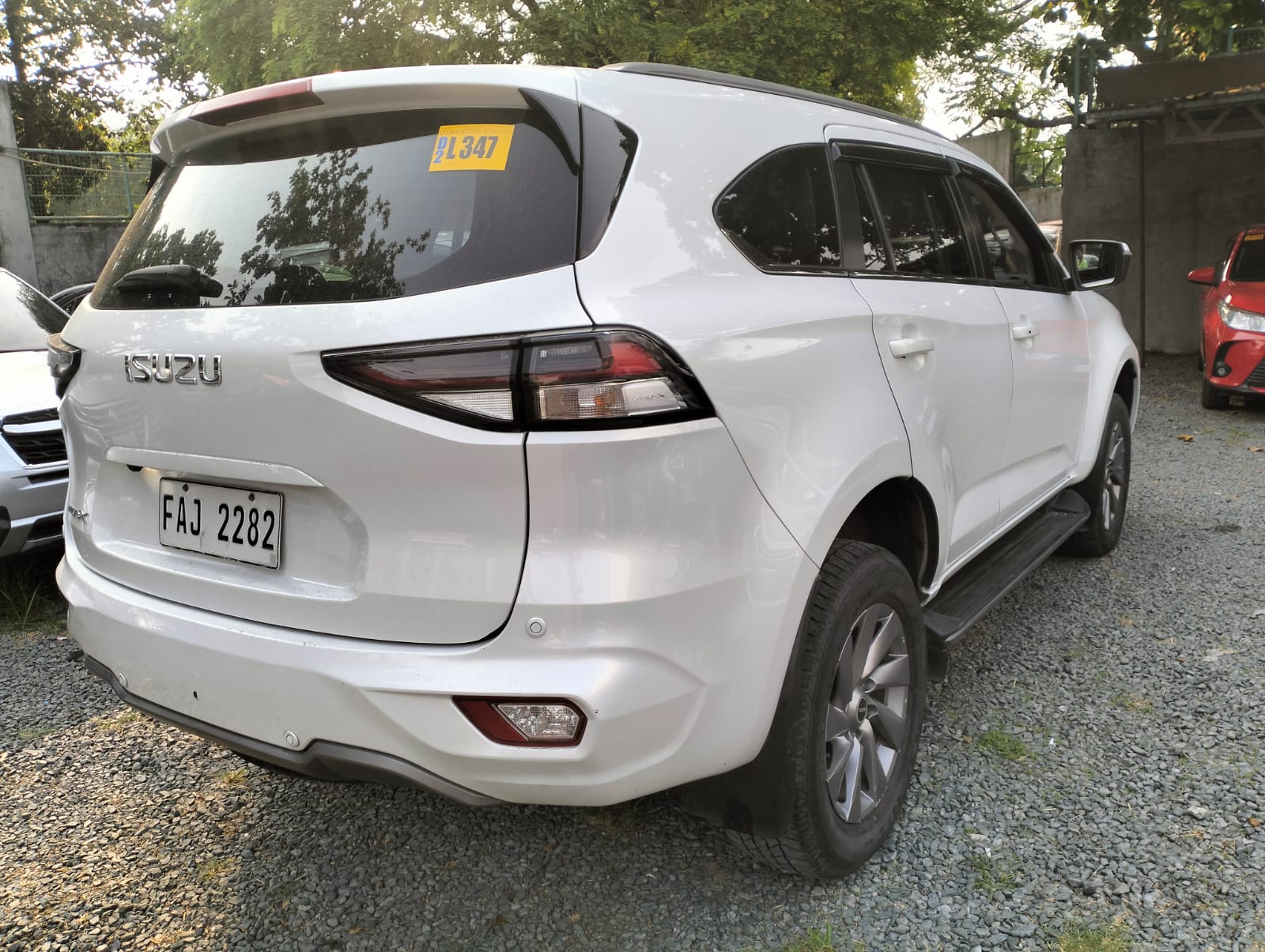 2022 Isuzu MUX 3.0 LS 4x2 AT SUV for sale in Parañaque (FAJ2282) – photo 6