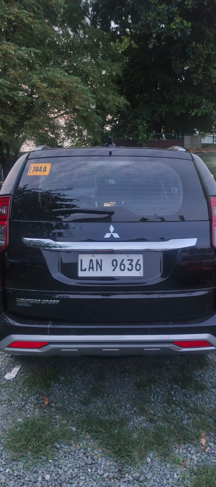 2024 Mitsubishi Montero Sport GLS SUV for sale in Parañaque (LAN9636) – photo 2