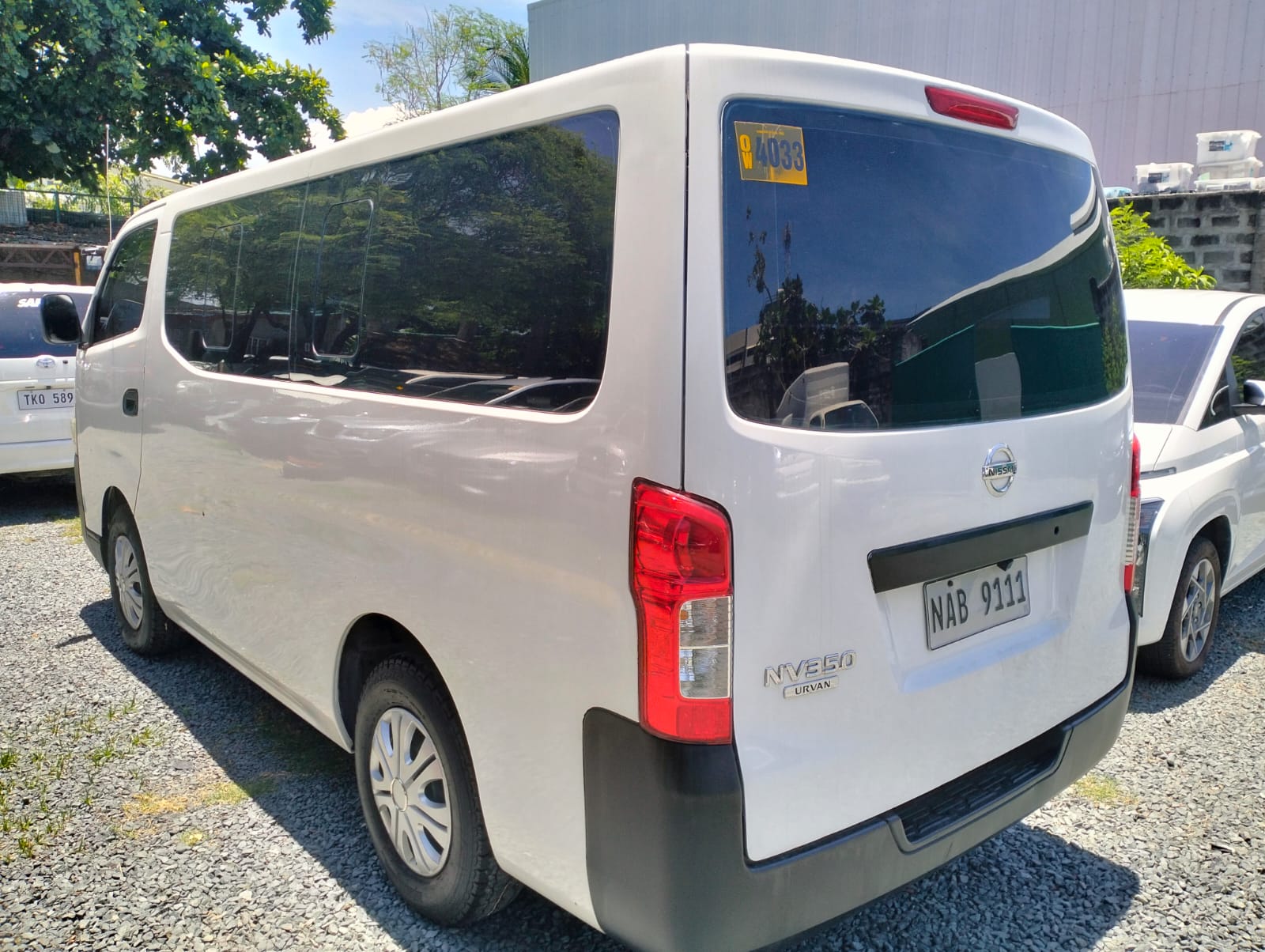 2016 Nissan Urvan NV350 18 seater MT Van for sale in Parañaque (NAB9111) – photo 7