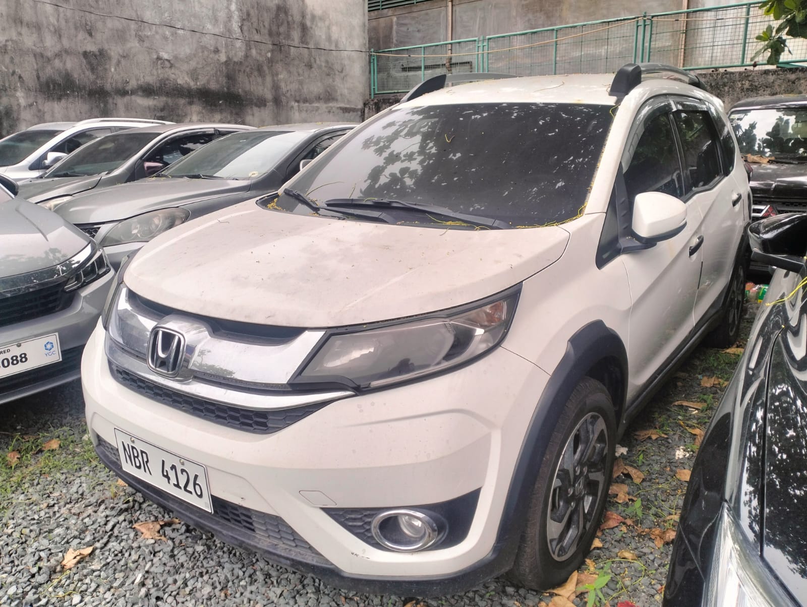 2018 Honda BR-V S i-VTEC SUV for sale in Parañaque (NBR4126) – photo 3