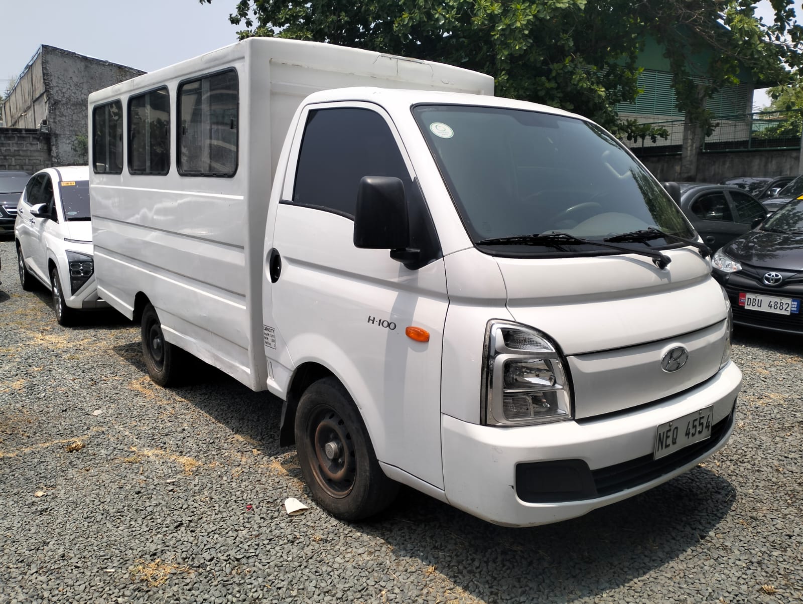 2022 Hyundai H100 MT Van for sale in Parañaque (NEQ4554) – photo 3