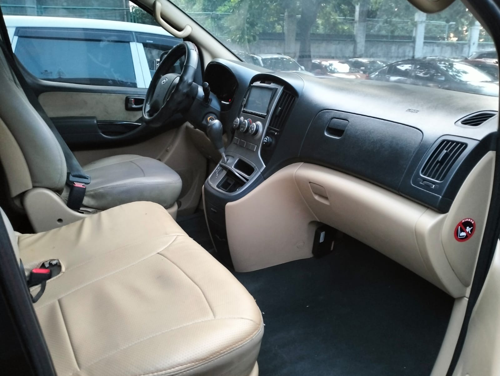 2013 Hyundai Grand Starex AT Van for sale in Parañaque (WUI264) – photo 6