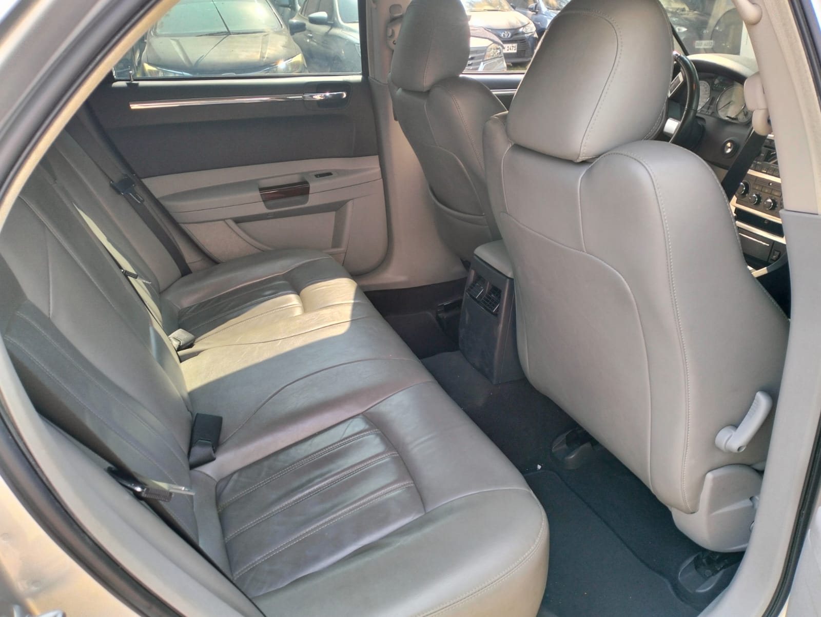 2008 Chrysler 300C AT Sedan for sale in Parañaque (ZNJ300) – photo 7